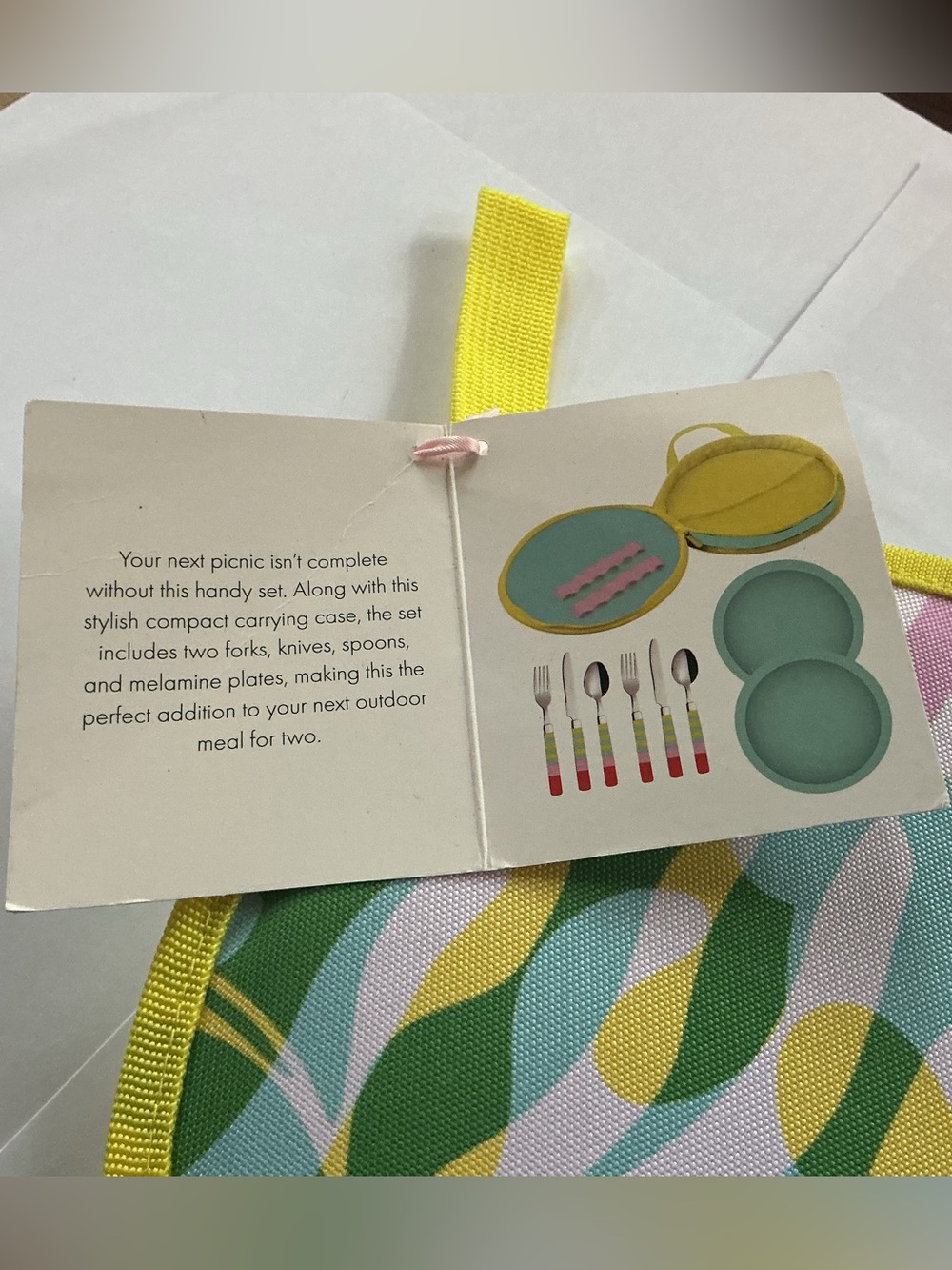 Paper Source Picnic Set - Picture 4 of 4